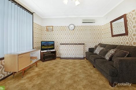 Property photo of 65 Maynes Parade Unanderra NSW 2526