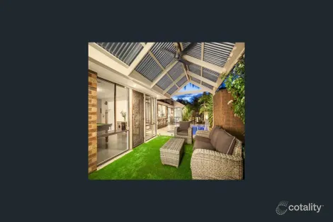 Property photo of 10 Gilligans Court Rowville VIC 3178