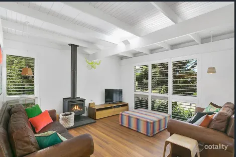 Property photo of 28 Rest Drive Flinders VIC 3929