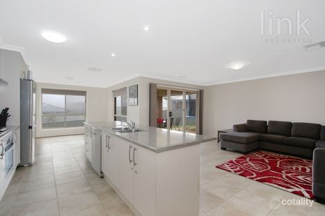Property photo of 24 Friarbird Way Thurgoona NSW 2640