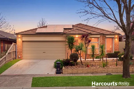 25 Penshurst Way, Cranbourne North, VIC 3977