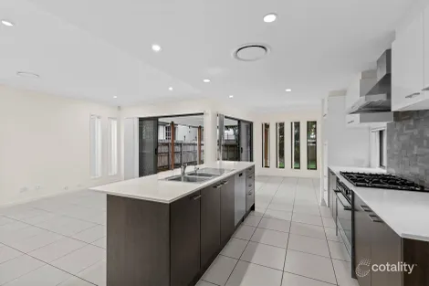 Property photo of 615 Samford Road Mitchelton QLD 4053