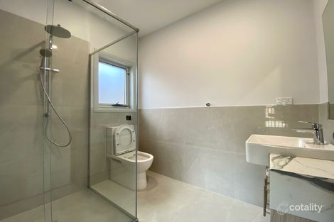 Property photo of 27 Platoon Crescent Berwick VIC 3806