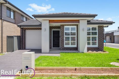 6 Needlebush Ave, Denham Court, NSW 2565