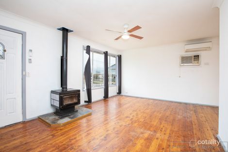 Property photo of 4 Frewin Avenue Woodberry NSW 2322