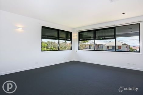 2 Wotton St, Camp Hill, QLD 4152