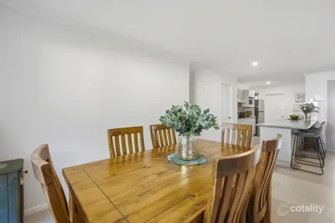 Property photo of 18 Kinghorn Road Granville QLD 4650