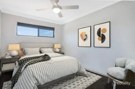 Property photo of 2/21 Northcliffe Street Murarrie QLD 4172