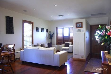 Property photo of 81 Waratah Parade Narraweena NSW 2099