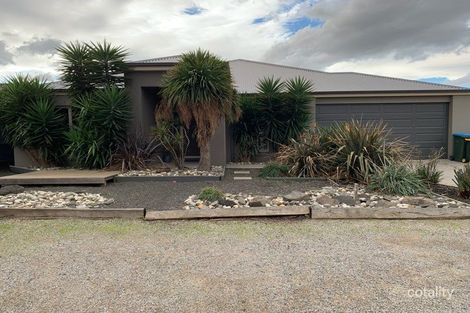 Property photo of 8 Transit Place Tarneit VIC 3029