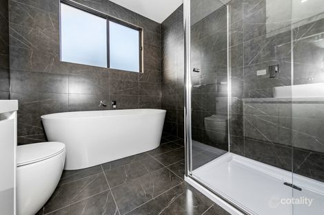 Property photo of 22 Creekside Circuit Hillside VIC 3037