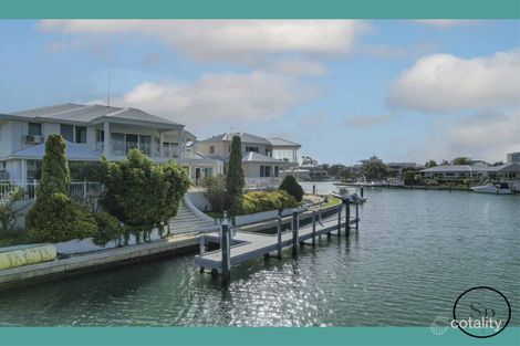 Property photo of 11 Reverie Mews Halls Head WA 6210