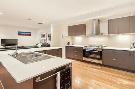Property photo of 98 Golf View Drive Craigieburn VIC 3064