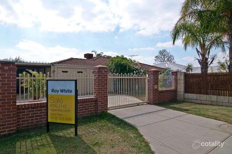 15 Armitage Cl, South Guildford, WA 6055