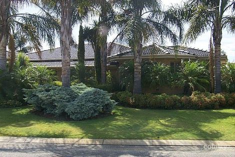 4 Tanager Trl, Ballajura, WA 6066