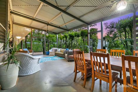 Property photo of 53 King Street Urangan QLD 4655