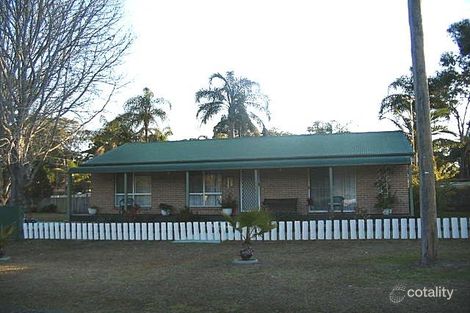 Property photo of 8 Karoola Avenue Kingfisher Shores NSW 2259