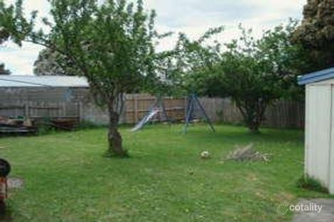 Property photo of 18 Westleigh Crescent Narre Warren VIC 3805