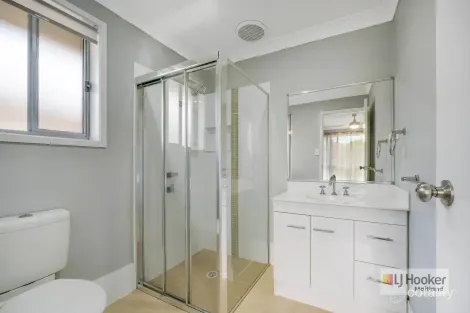 Property photo of 4 Mahogany Crescent Thornton NSW 2322