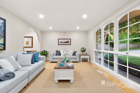 Property photo of 3 Meadowlark Lane Mooroolbark VIC 3138