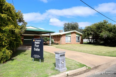 Property photo of 3 Skelton Place Emerald QLD 4720