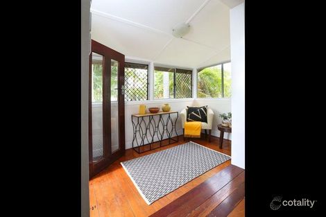 Property photo of 20 Aeroplane Street Cannon Hill QLD 4170