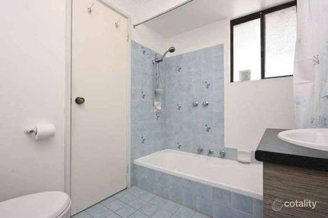 Property photo of 5 Pond Place South Lake WA 6164