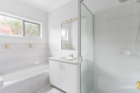 Property photo of 27 Ballybunion Drive Parkwood QLD 4214