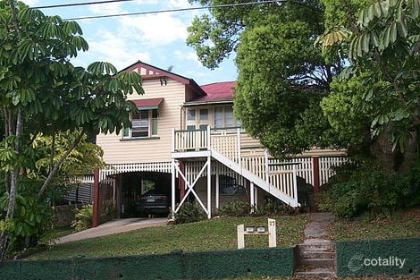27 Hipwood Ave, Coorparoo, QLD 4151