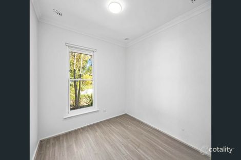 Property photo of 4 Megan Way Camillo WA 6111