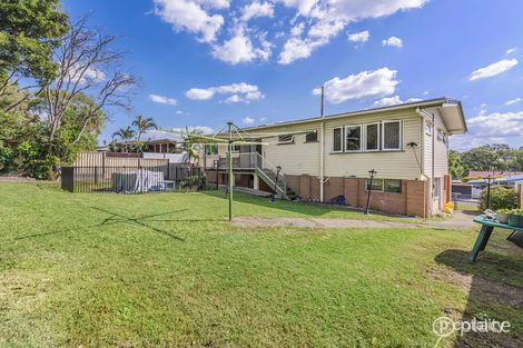 Property photo of 36 Luprena Street Mansfield QLD 4122