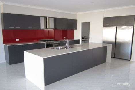 Property photo of 76 Myrtle Road Ascot VIC 3551