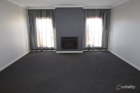 Property photo of 76 Myrtle Road Ascot VIC 3551