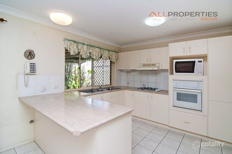 Property photo of 8 Solander Circuit Forest Lake QLD 4078