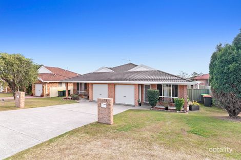 Property photo of 2/32 Denton Park Drive Rutherford NSW 2320