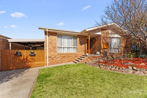 12 Minnett Cl, Gordon, ACT 2906