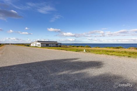 Property photo of 77 East Parade Point Boston SA 5607