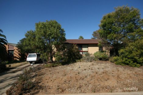 13 Taranto Ct, Hackham West, SA 5163