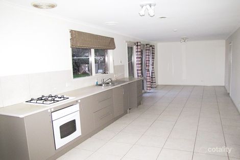 Property photo of 34 Whitley Crescent Craigieburn VIC 3064
