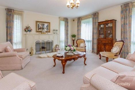 Property photo of 7 Garden Court Wheelers Hill VIC 3150