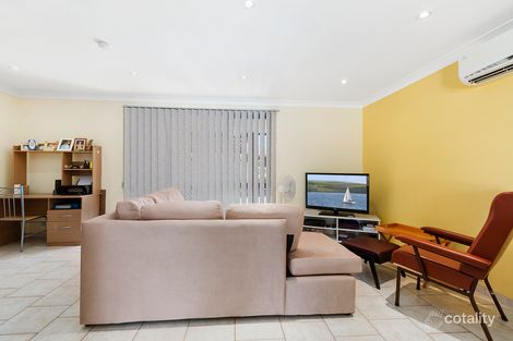 Property photo of 6 Evers Close Edensor Park NSW 2176