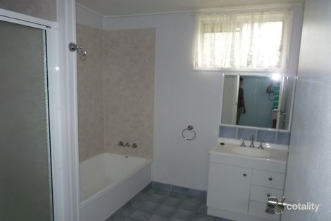 Property photo of 4 Hume Street St George QLD 4487