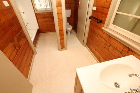 Property photo of 63 Queens Road Warrnambool VIC 3280