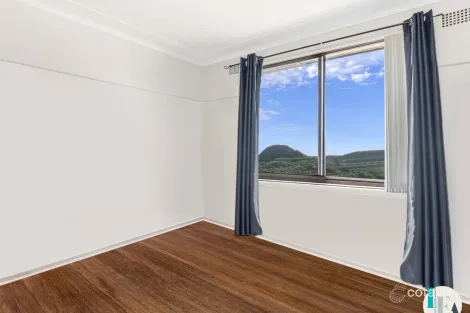 Property photo of 24 Maynes Parade Unanderra NSW 2526