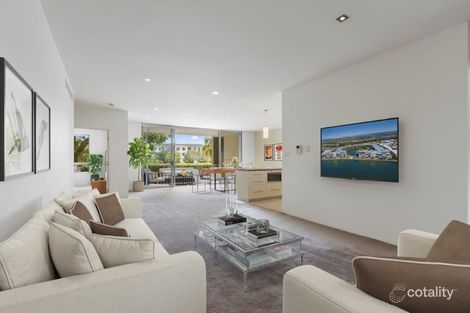 Property photo of 216/3 Pendraat Parade Hope Island QLD 4212
