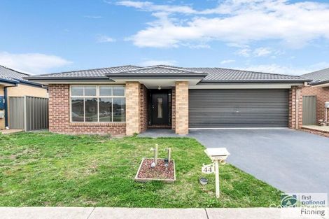 Property photo of 44 Ardent Crescent Cranbourne East VIC 3977