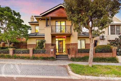 Property photo of 23 Wattlebird Loop Joondalup WA 6027