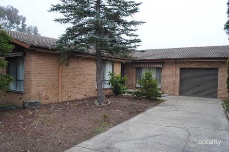 Property photo of 13 McWhae Circuit Wanniassa ACT 2903