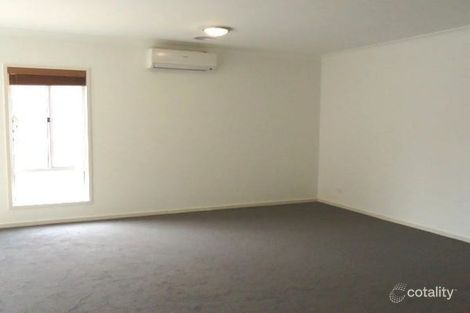 Property photo of 1 Stannifer Street Tarneit VIC 3029