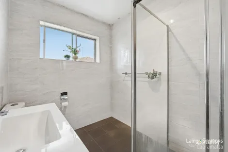 Property photo of 10/5B Fairlight Avenue Fairfield NSW 2165